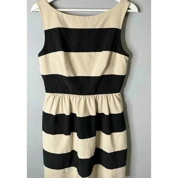 B. Darlin, Color Black And Crème Stripped Dress, Juniors Size 11/12 - Picture 2 of 6